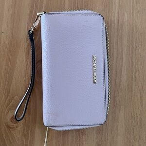 Michael Kors Light Lilac Pebbled Leather Zip Wristlet